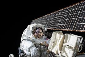 Iss merupakan salah satu platform digital yang menyediakan beberapa daftar lowongan pekerjaan dan melamar pekerjaan langsung secara online. Bermimpi Jadi Astronot Begini Caranya Halaman All Kompas Com