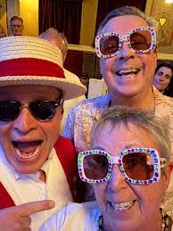 Fabulous show last night in Rochester, NH! Our 2nd time seeing them here.