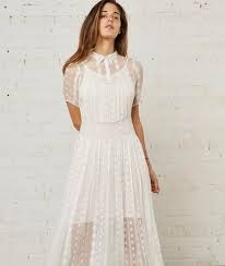 14 Sustainable Eco Friendly Wedding Dresses You Ll Love Saying Yes To Dreamy Wedding Dress Ethical Wedding Dress Dresses
