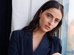 Ángela Echániz, la nueva incorporación de 'La promesa': de su debut en  televisión a su discreta vida personal