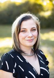 Hi friends! Agents; if you have a client who is looking to move to a  Houston suburb here is a new listing to consider. 4717 High Creek Ct is in  Kendall Lakes