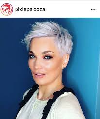 Next Haircut Xoxx0 Thick Hair Styles Short Hair Styles Womens Haircuts