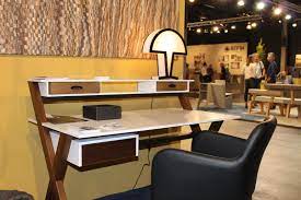Te Gek Bureau Deze Zou Perfect Passen In Mijn Interieur Gezien Bij Crisp Stylisten Designdistrict 2014 Interieur Bureau Stylisten Lizti biedt een compleet overzicht aan waardevolle websites met het onderwerp stylisten. pinterest