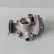 Isc (idle speed control) throttle body mmc, proton wira 1.5 auto mmc engine jangan lupa tekan butang subscribe Throttle Body Wira 1 5 Vdo Auto Accessories On Carousell