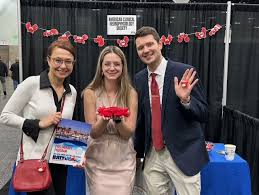 Julia LeVan, MD (@ExcitedBrains)