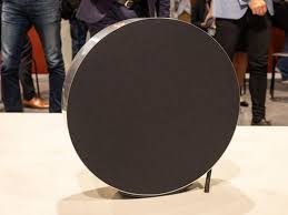 Bang olufsen beolit 20 gris. Ifa 2018 L Audacieuse Enceinte Circulaire Beosound Edge Signee Bang Olufsen Cnet France