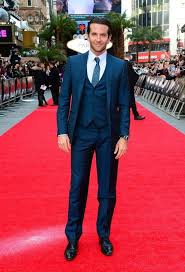 Black 3 Piece Suit Bradley Cooper In A Sharp Navy 3 Piece Suit With Black Shores White Shirt And Light Blue Tie Suit Bradleycooper Navy 3 Piece Suit Mens Fashion Light Blue Tie
