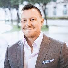 Candi Weber's Instagram, Twitter & Facebook