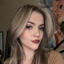 Summer Daley's Instagram, Twitter & Facebook