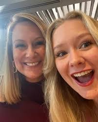 Daphne Booth's Instagram, Twitter & Facebook