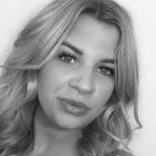 Amelia Noble's Instagram, Twitter & Facebook