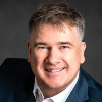 300+ perfiles de «Wycisk»