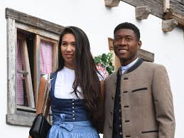 Eine englische zeitung schwärmt schon von seiner freundin, shalimar heppner. Kicker Star David Alaba Wird Erstmals Vater Stars Vienna At