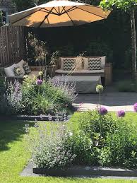 Garten Schmaler Reihenhausgarten Pflanz Konzept In 2020 Gartengestaltung Reihenhausgarten Garten