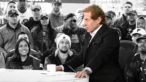 His birthday, what he did before fame, his family life, fun trivia facts, popularity rankings, and more. Skip Bayless The Real Life Diet Of Fs1 S Chief Fitness Enthusiast Gq