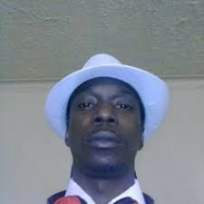 Stream Thaddeus Holley music