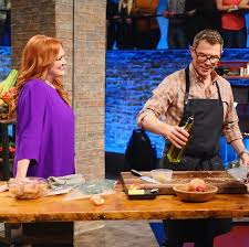 Maybe you would like to learn more about one of these? The Pioneer Woman Ree Drummond You May Or May Not Know This But Almost Exactly Nine Years Ago I Beat Bobby Flay In A Thanksgiving Dinner Themed Episode Of Throwdown I