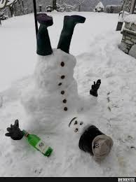 Finde die schönsten kostenlosen schneemann bauen bilder, lade sie herunter und benutze sie auch für kommerzielle zwecke. Betrunkener Schneemann Lustige Winterbilder Lustige Bilder Bilder