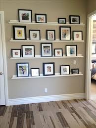 Saloncomedor Fotowand Bilderwand Livingroom Mosslanda Ikea Diy Wohnzimmer Family Photo Wall Picture Arrangements On Wall Display Shelves Decor