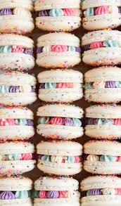 New Year S Macarons With Vanilla Bean Swiss Meringue Buttercream And Pop Rocks Cloudy Kitchen Recipe Macaron Recipe Desserts Macaroon Cookies