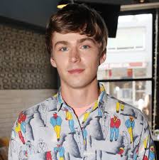 13 Reasons Why star leads cast for new gay Netflix drama