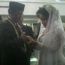 Check spelling or type a new query. Pancen Oye Dalang Ki Manteb Menikah Ketujuh Kalinya