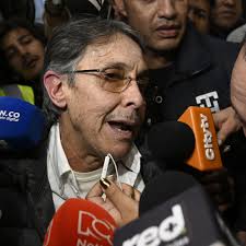 Former Medellin cartel boss Fabio Ochoa deported to Colombia, released upon  arrival