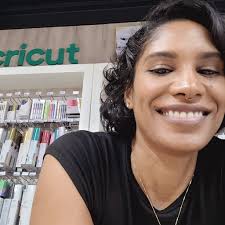 Cricut maker 4 demonstration at Kensington Square