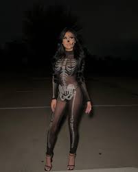 Desiree Montoyas Feet << wikiFeet