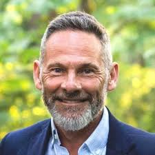 I'm excited to be back as CEO at Corporate Finance Institute® (CFI)!