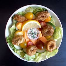 Salade Espagnole Aux Beignets De Calamar Et Tapenade Toque De Choc
