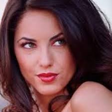 Maria Hernandes (@labellatriz)