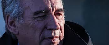 EXCLUSIF "Je suis engagé dans cette majorité, mais j'ai choisi de ne pas  entrer au gouvernement" : Bayrou s'explique après la crise au sommet de  l'Etat