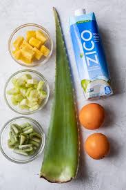 Aloe vera juice contains over 75 potentially active constituents, including vitamins, minerals, enzymes, sugar, amino acids, salicylic acids, lignin, and saponins (1). Aloe Vera Smoothie Feelgoodfoodie