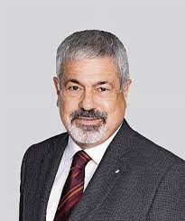 BUCHRAIN: Erwin Arnold: «Es wird nicht um den Brei geredet»