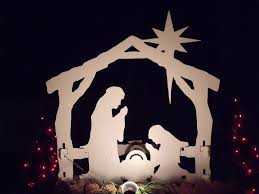 Natal dirayakan dalam kebaktian malam pada tanggal 24 desember; Yesus Bukan Kristus Bengcu Menggugat