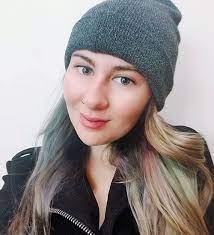 I can't think of a single reason why you should mix peroxide with shampoo. Can You Mix Shampoo With Dye In What Cases Does It Work