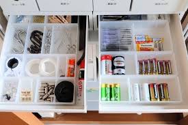 開けるたびに心ときめく すっきり整う 引き出しの中身 整理収納テクニック キナリノ 収納 リビング 文房具 収納 クローゼット 収納