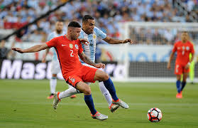 Currently, mena is plays as a left back for the argentine club racing club. Liberan A Eugenio Mena De La Seleccion De Chile Conmebol