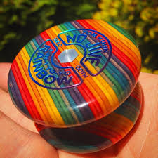 32 Otmetok Nravitsya 1 Kommentariev Oscar Chuntonov Oscar Chuntonov V Instagram Todaysthrow Tomkuhnyoyos Nojive Rainbow Yo Yos Insanity Frisbee