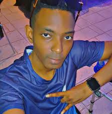 Hello MOTO! Motorola phones were hot in the early 2000s. Which Motorola  phone did you have