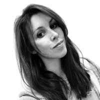 Kimberly Lederman's Instagram, Twitter & Facebook