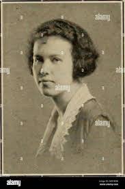 Grace Rowe's Instagram, Twitter & Facebook