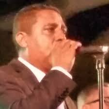 Willie Rosario "Mr Afinque" y su orquesta en el 45 aniversario de Los Van  Van! ¡Lleno total! Que viva Puerto Rico y Cuba... #Z93 #zalsa