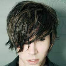 Allow your curls to fall naturally into place. 35 Cool Emo Hairstyles For Guys 2021 Guide