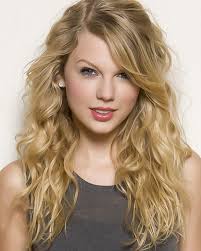 2 275 Likes 15 Comments Taylor Swift Nishita Dailyalison On Instagram Aankhen Teri Itni Haseen In 2020 Taylor Swift Long Hair Styles Taylor Swift Style
