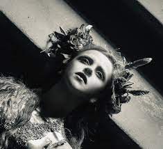 Photographer Joanna Wroblewska Stylist Greg Red Makeup Barbara Niemczyk Model Sylwia Posacka Dark Beauty Dark Beauty Magazine Most Famous Photographers