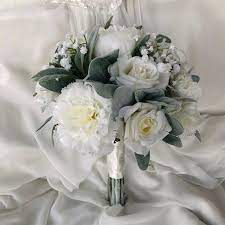 beyaz okaliptus ozel tasarim gelin cicegi beyaz buket buket dugun dekorasyonlari dugun buketleri