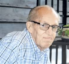 Arthur Eyre's Instagram, Twitter & Facebook