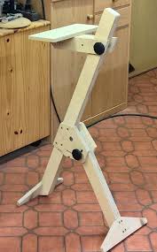 Multifunktions Werkstatthocker Und Stehhilfe Werkstatttipps Lesergalerie Holzwerken Diy Holz Mobel Zum Selbermachen Holzbearbeitungs Projekte